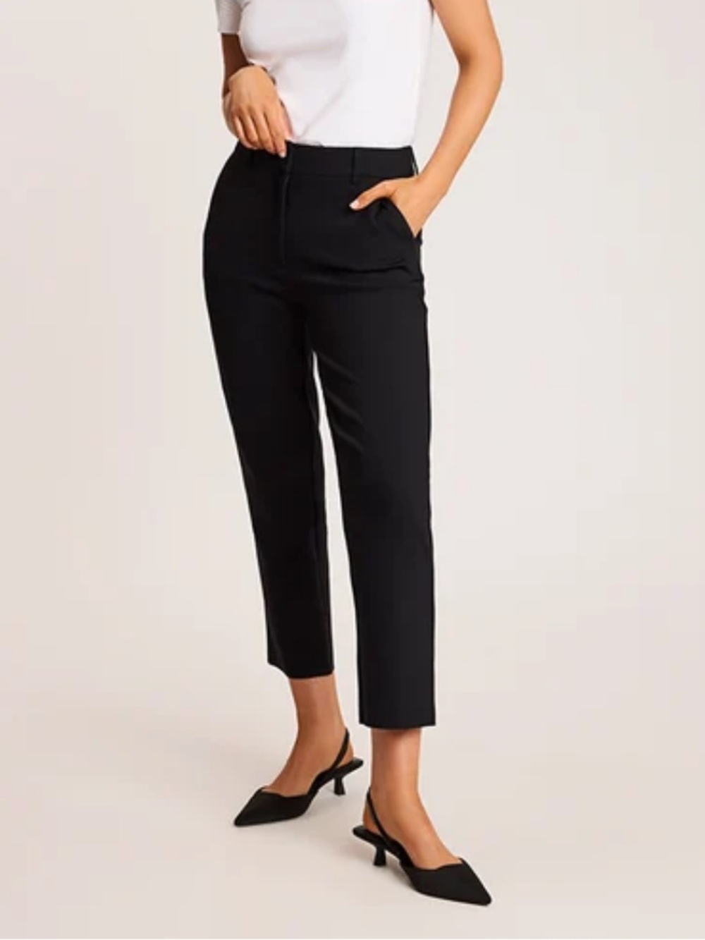 Commando Black Cropped Slim Ankle Pants
